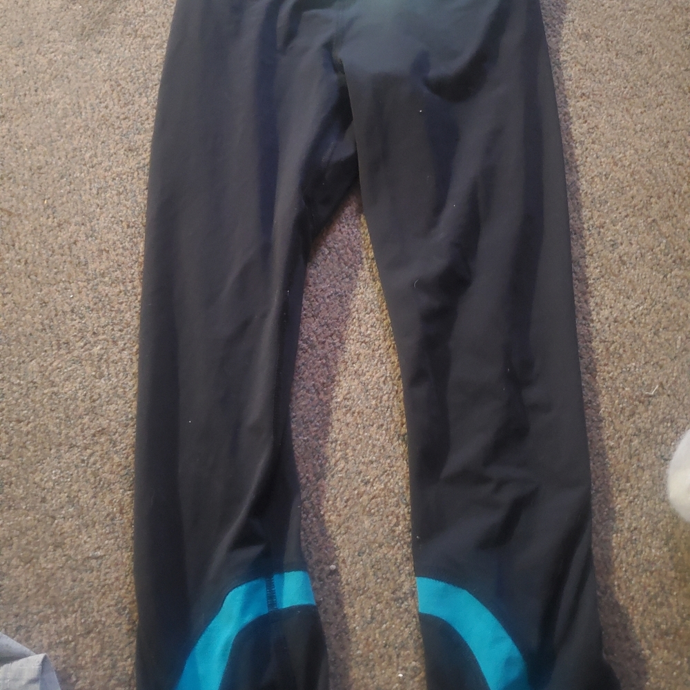 Lululemon  cropped pants